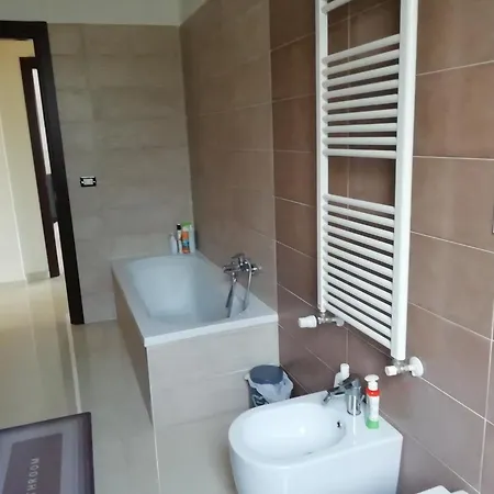 Aurora Bed and breakfast 4*